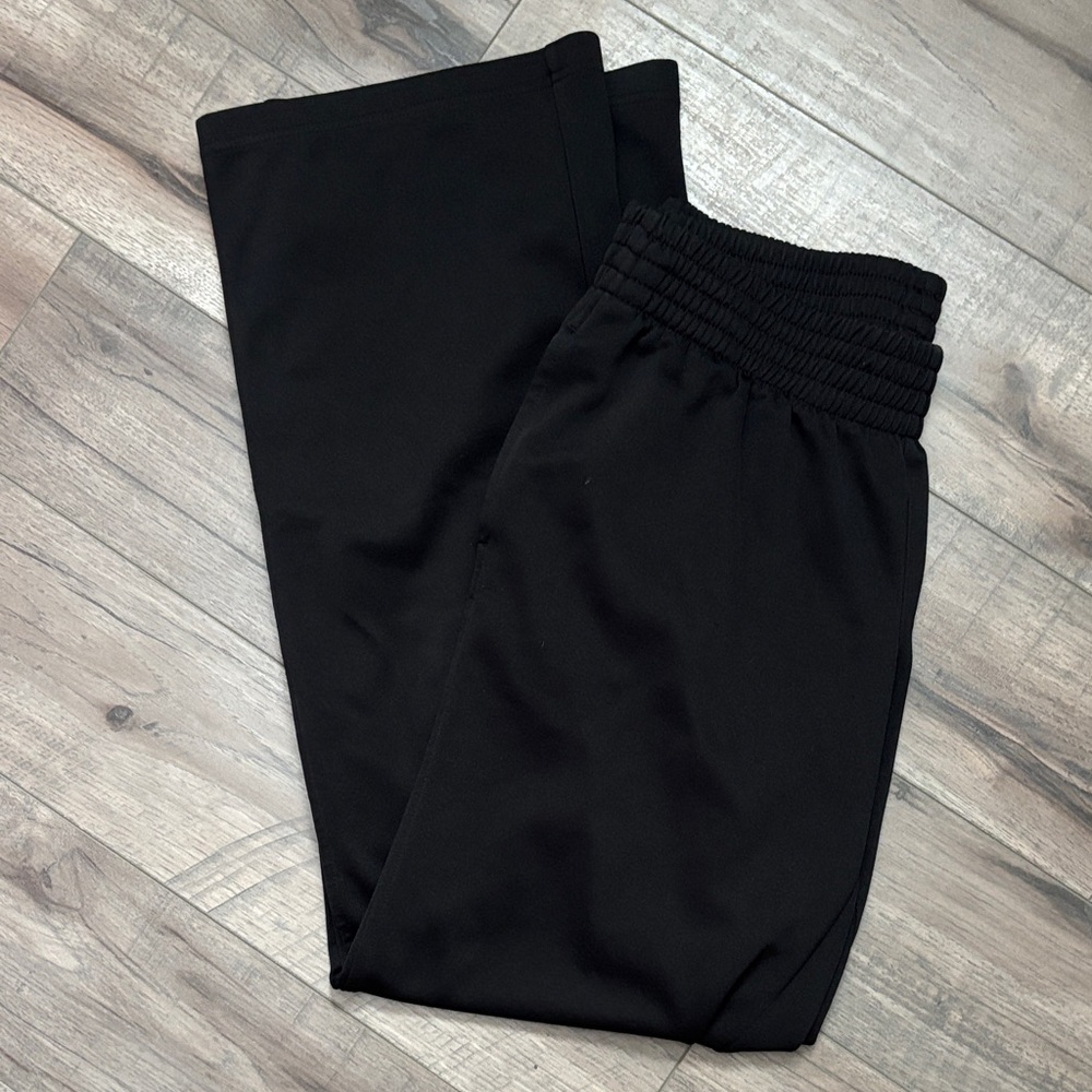 Under Armour Black Semi-Fitted Pants